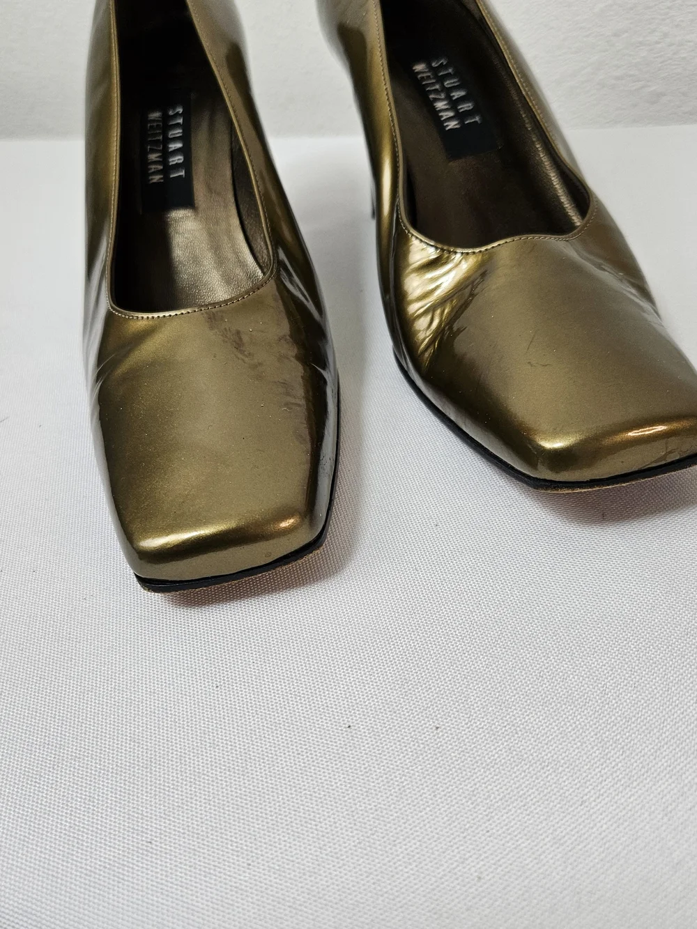 Vintage Stuart Weitzman gold patent leather square-toed pumps Size 8